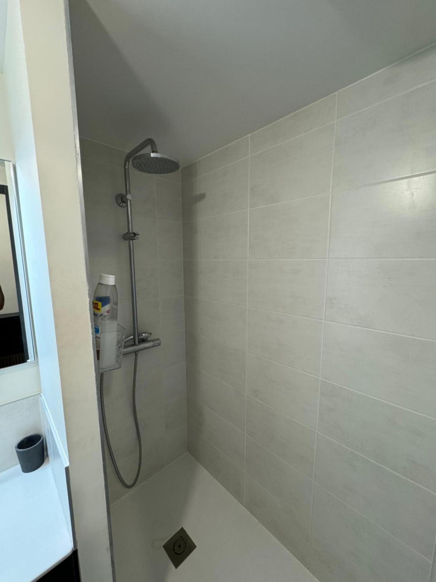 Tres Bel Appartement Cannes Exterior photo